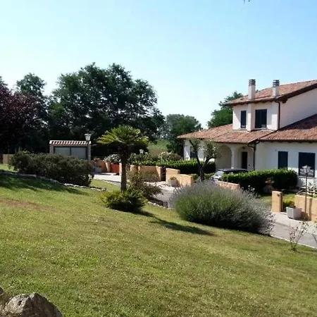 Borgo Nicoletta Casa Vacanze * Filandari